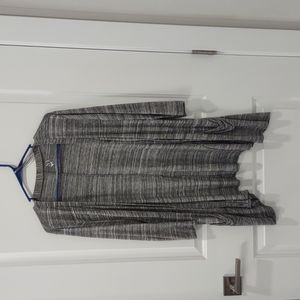 New York & Co Sweater L Gray